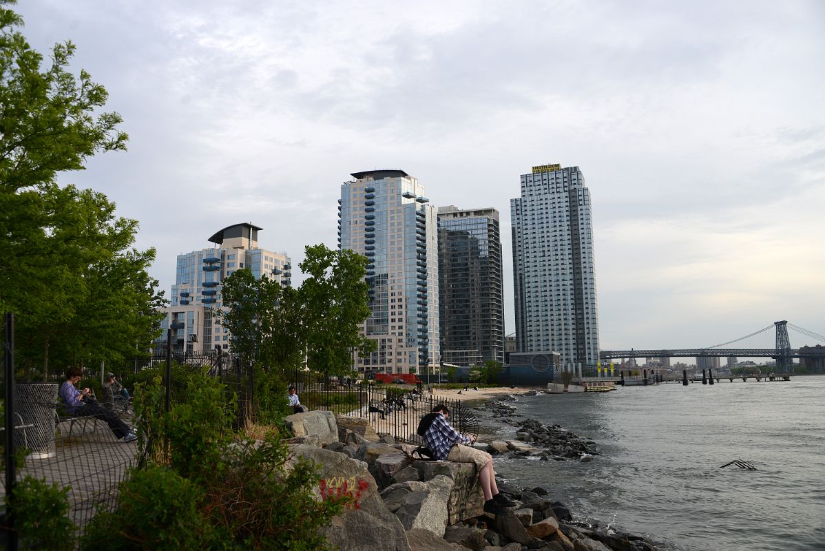 46-1 East River State Park View To New Buildings Next To The East River And Williamsburg Bridge Williamsburg New York